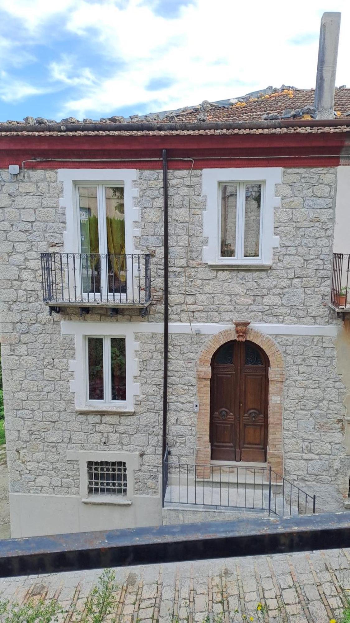 Guesthouse Affittacamere Padre Pio Morcone Centro 외부 사진